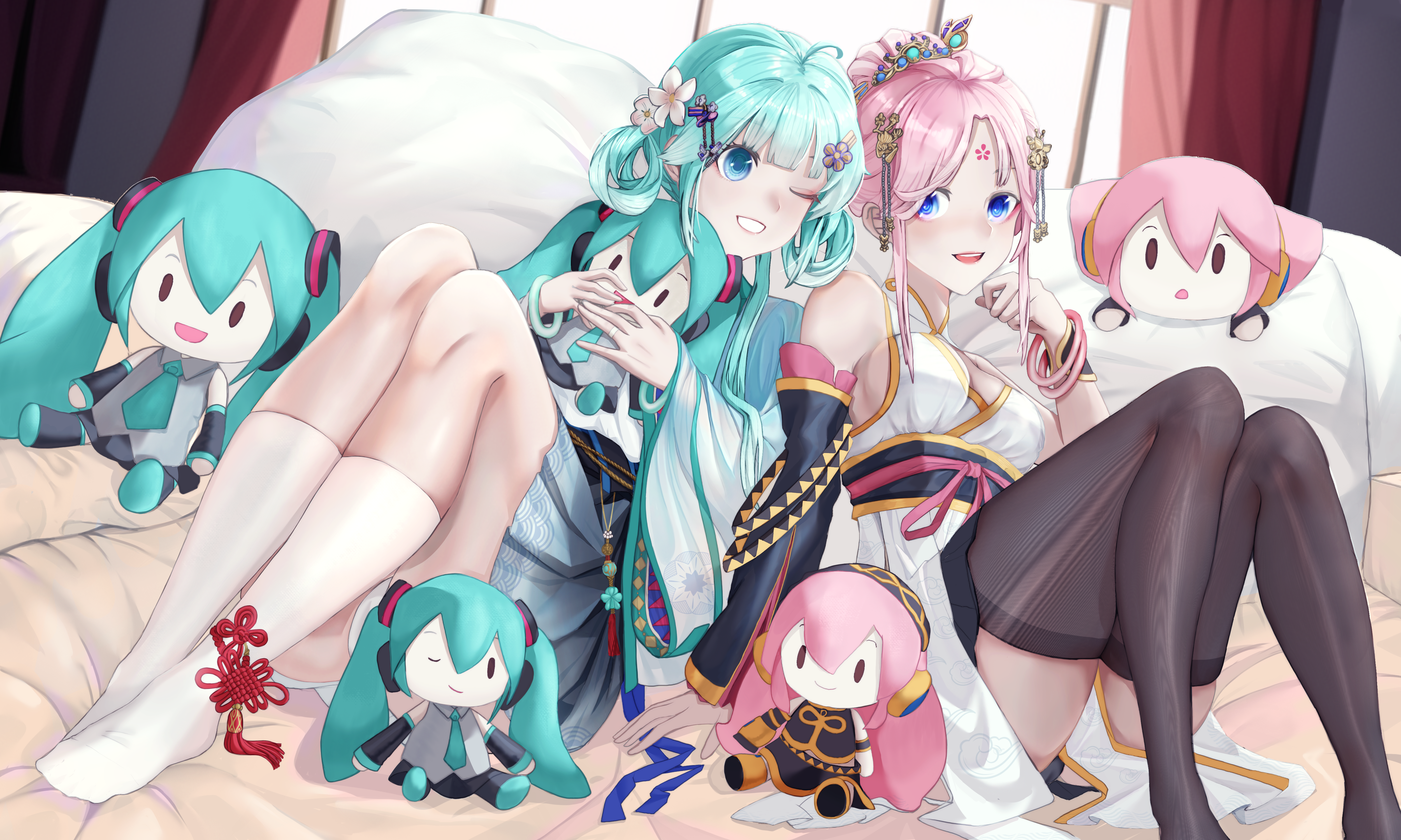 Hatsune Miku, Luka Megurine, VOCALOID by chaos